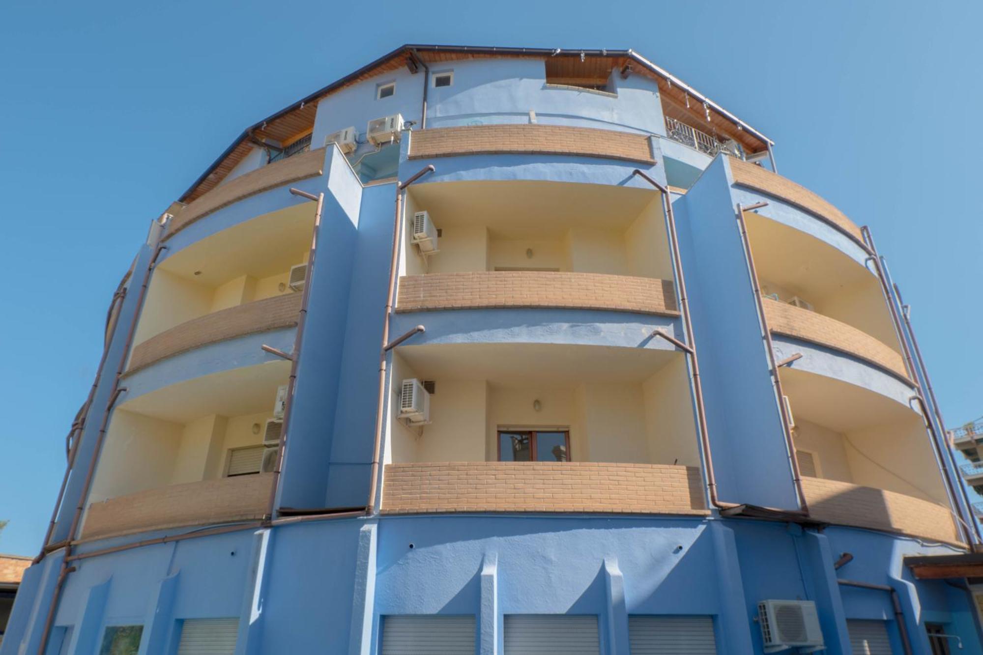 Hotel Albatros Roseto Degli Abruzzi Exterior photo